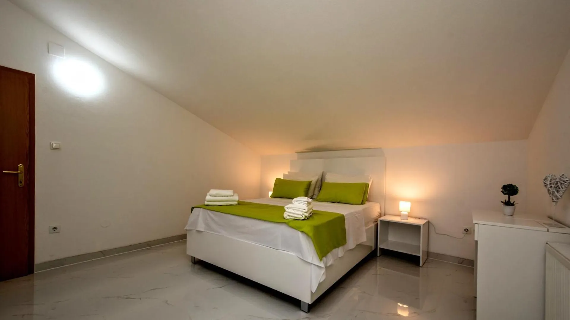 Lejlighed Apartmani Tomi Ciovo Trogir Kroatien