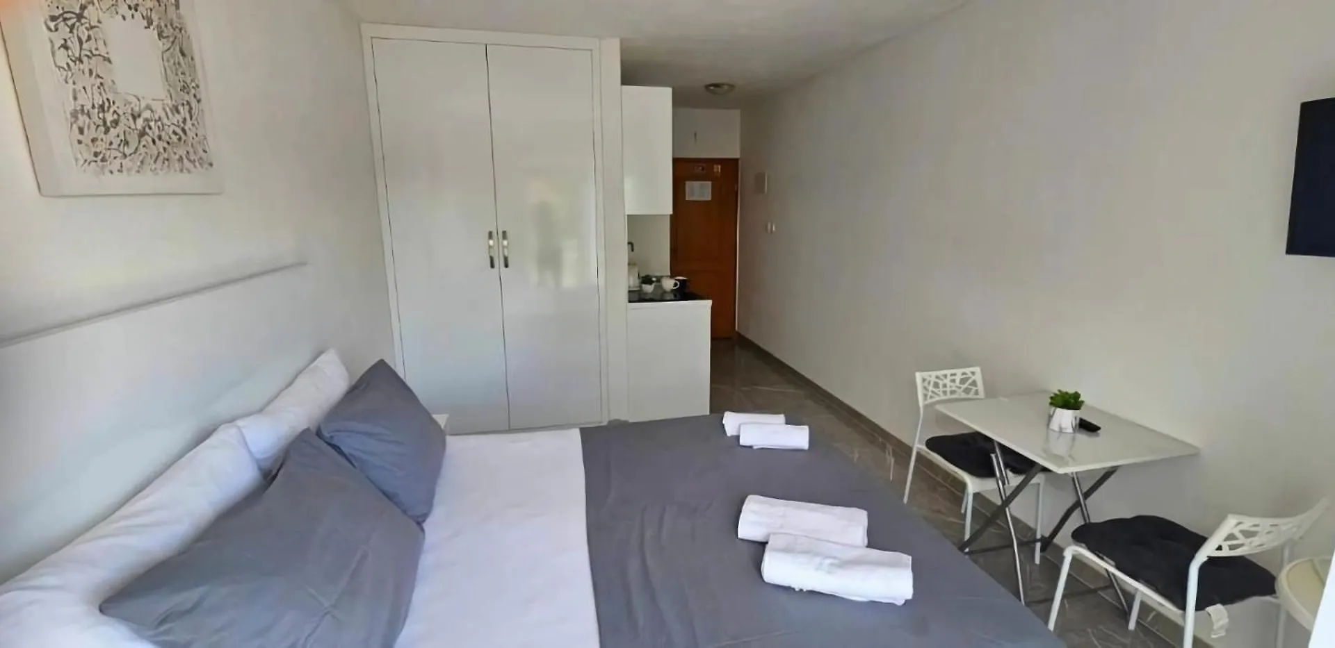 Apartmani Tomi Ciovo Trogir 0*,  Kroatien